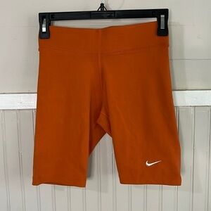 Nike Women’s Burnt‎ Orange XS Biker Shorts
